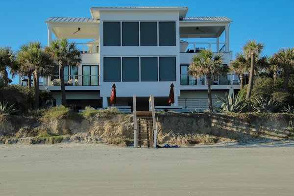 L'immobilier à saint-tropez : tout savoir avant d'acheter ou investir